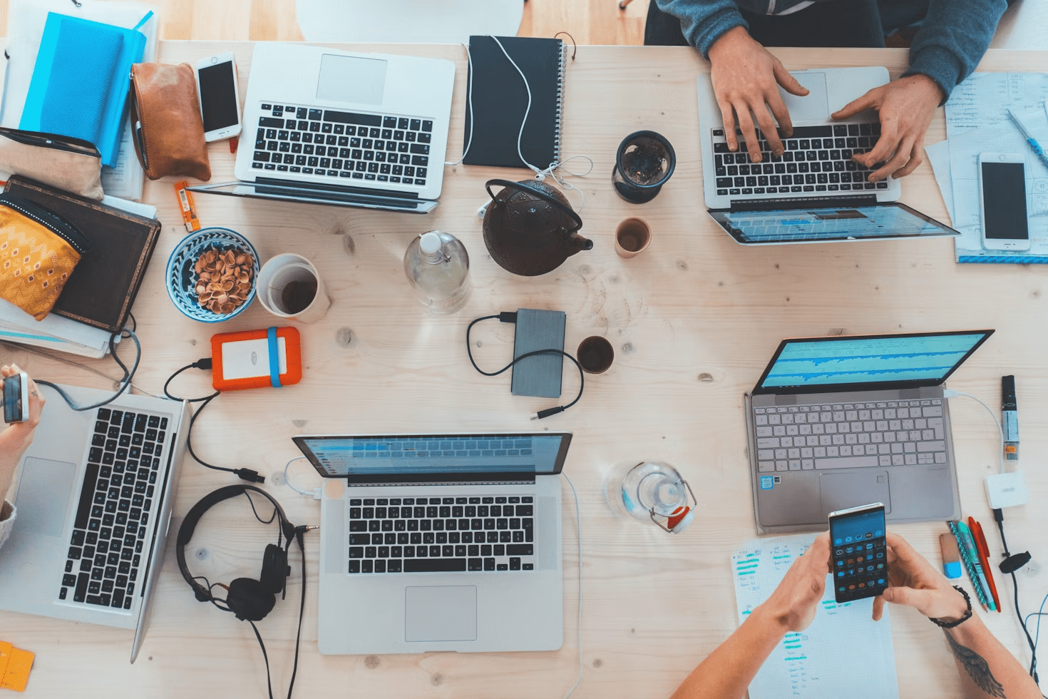 Os Microempreendedores Individuais (MEIs) e pequenos negócios no Brasil têm até o dia 1º de agosto para se cadastrarem no Domicílio Eletrônico Trabalhista (DET).