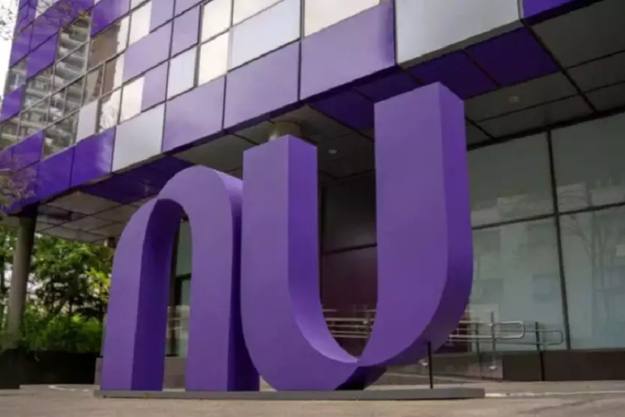Nubank avalia mudança de sede para o Reino Unido e expansão nos EUA