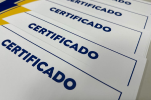 Sejuv entrega certificados a 200 alunos e inaugura Escola de Marketing JUV ON nesta segunda-feira (17), ampliando oportunidades de qualificação para jovens.