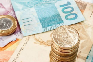 Mato Grosso e Mato Grosso do Sul devem liderar o crescimento econômico do Brasil em 2025, com altas projetadas de 4,4% e 3,7% no PIB.