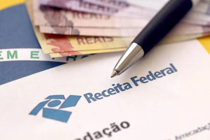Projeto de novas regras do Imposto de Renda enviado ao Congresso pelo governo Lula propõe isenção total para quem ganha até R$ 5 mil mensais.